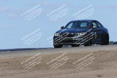 media/Oct-04-2025-OnGrid (Sat) [[44bd565ffa]]/Pink Group/Grapevine/